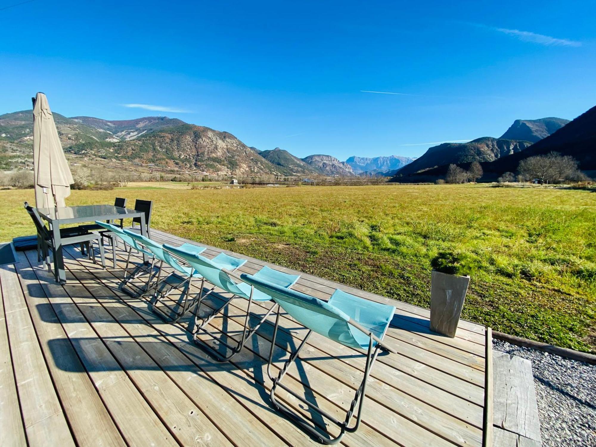 Charmant Logement Entre Lac Et Montagne Rochebrune  Exterior foto